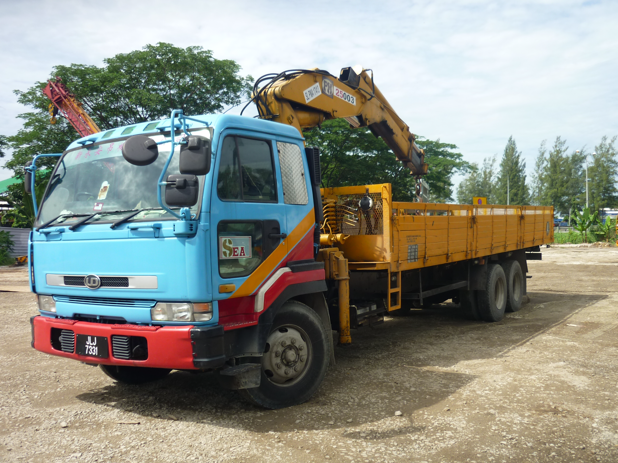 Lorry Crane